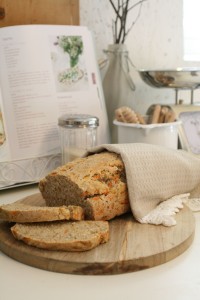 Lækkert og svampet gulerodsbrød