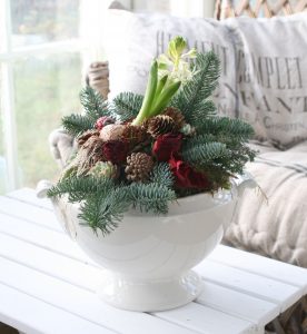 Julepynt i terrin
