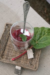 Rabarberkompot - opskrift på lækker og nem kompot