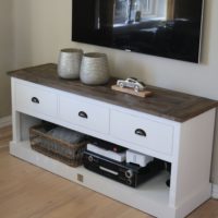 Tv-møbel - Newport Flatscreen Dresser 150 cm Bestillingsvarer Tv-møbel - Newport Flatscreen Dresser 150 cm Bestillingsvarer
