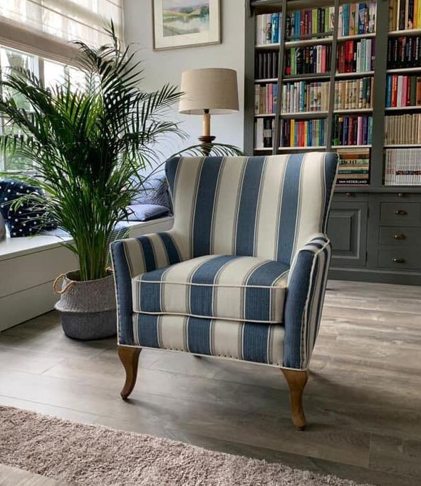 Lænestol - Cavendish Armchair, blue stripe BESTILLINGSVARER Lænestol - Cavendish Armchair, blue stripe BESTILLINGSVARER