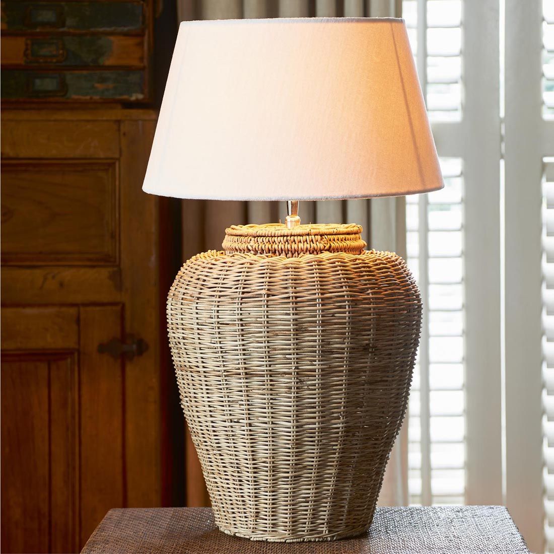 Lampefod i rattan - Rustic Rattan Grand Lobby Lamp Base L BESTILLINGSVARER Lampefod i rattan - Rustic Rattan Grand Lobby Lamp Base L BESTILLINGSVARER
