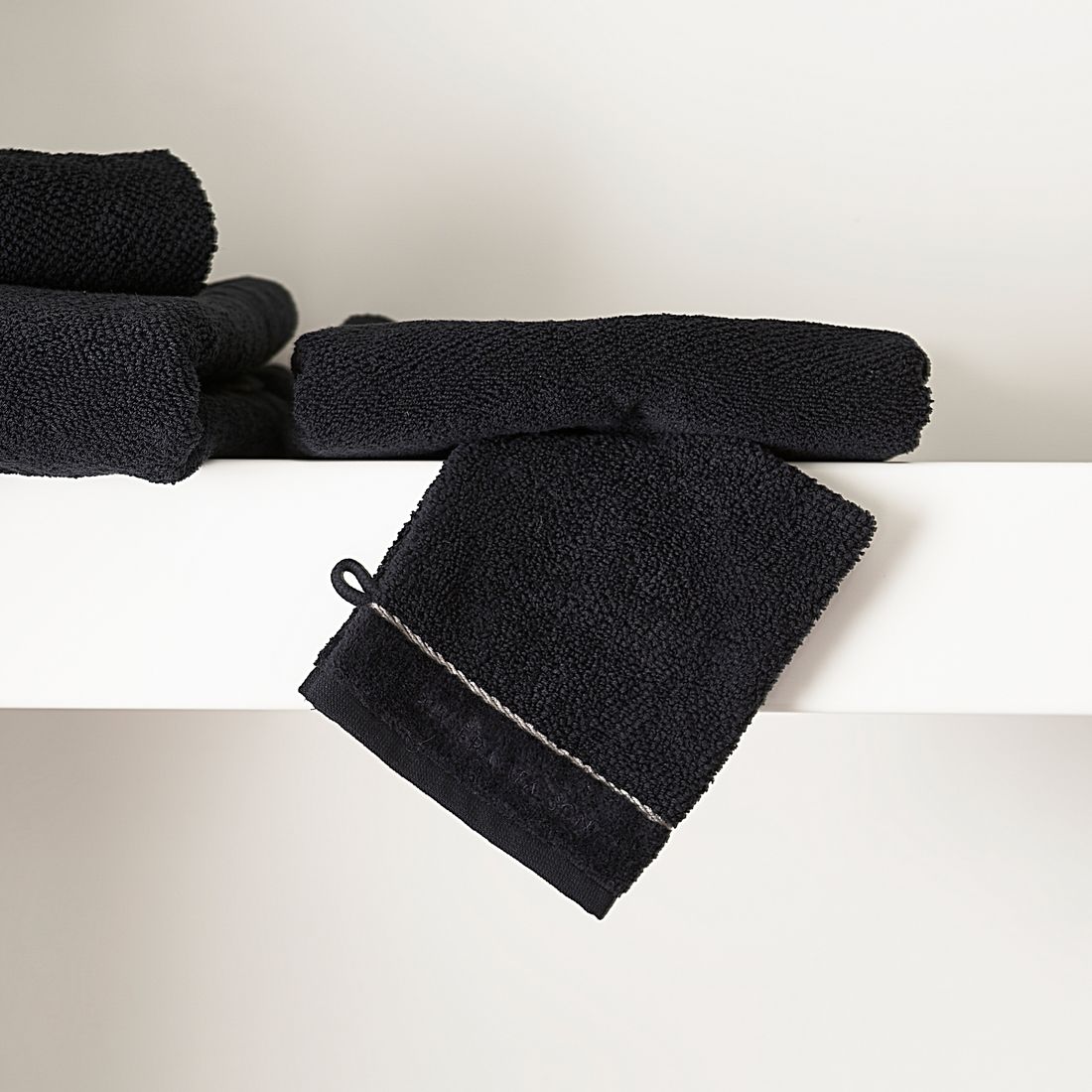 Vaskeklud - RM Elegant Washcloth black Vaskeklud - RM Elegant Washcloth black