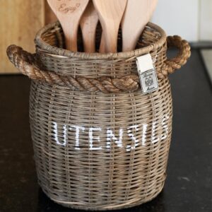 Redskabsholder - Rustic Rattan Utensils Pot