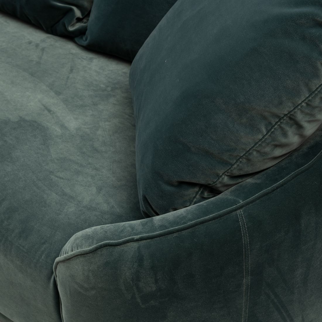 Sofa - Courtney Sofa 3,5 Seater, velvet IV, turquoise BESTILLINGSVARER Sofa - Courtney Sofa 3,5 Seater, velvet IV, turquoise BESTILLINGSVARER