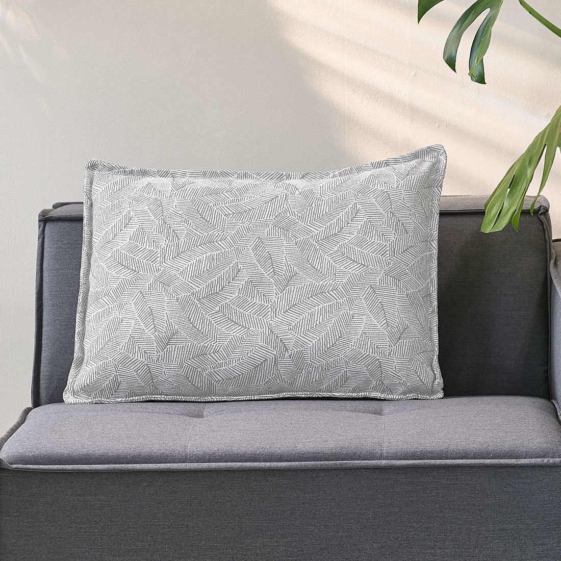 Udendørspude - Bellagio Outdoor Box Cushion 70x50, hemp botanic, silver Udendørspude - Bellagio Outdoor Box Cushion 70x50, hemp botanic, silver