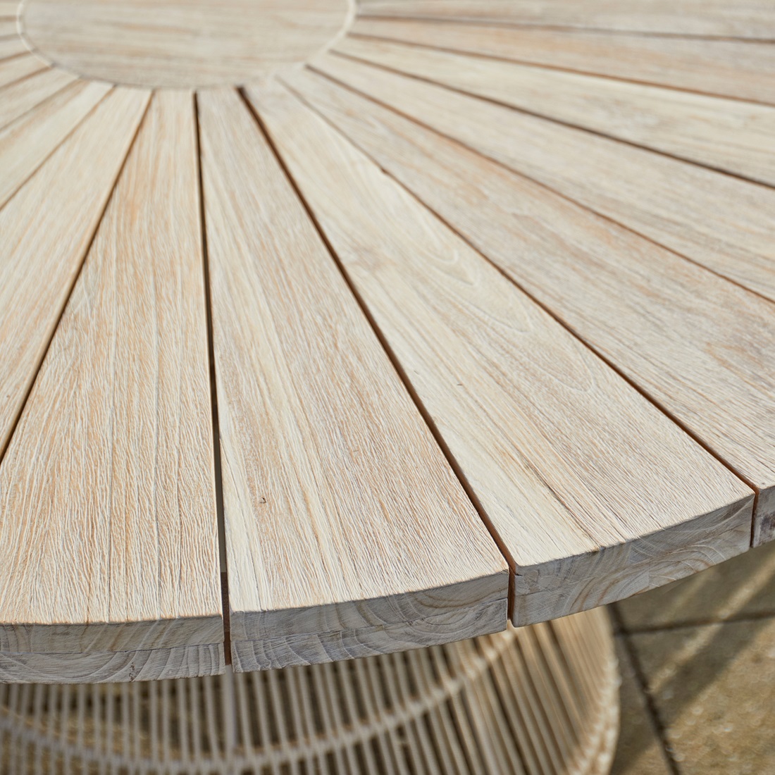 Havebord, rund - Saint Tropez Outdoor DT D140 Havebord, rund - Saint Tropez Outdoor DT D140