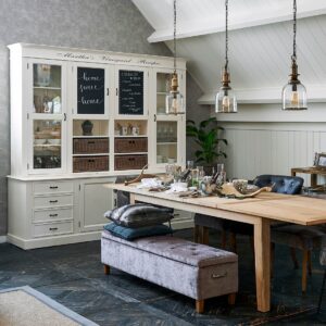Vitrine - Martha's Vineyard Recipes Cabinet BESTILLINGSVARER