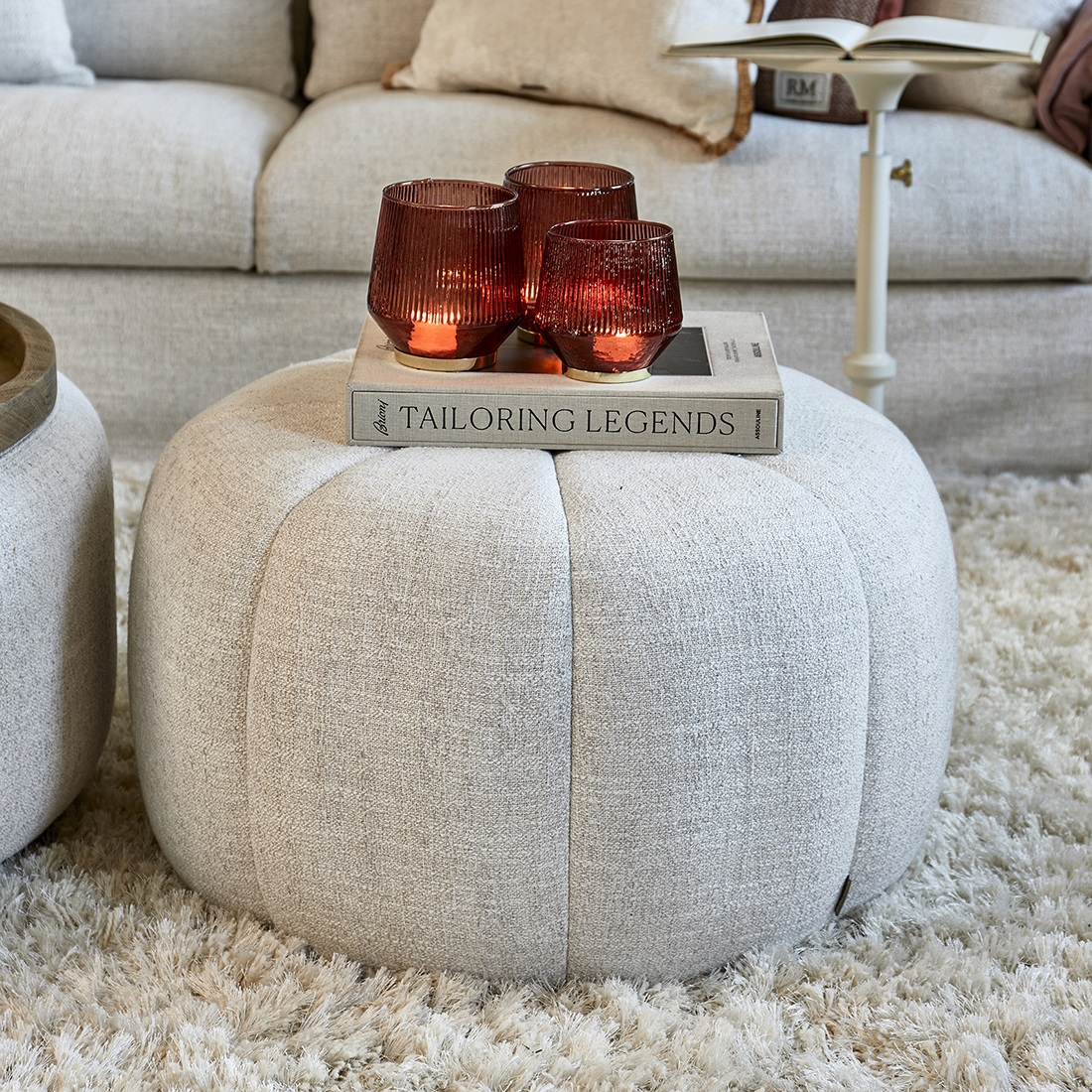 Puf - Falcone Stool Antique White BESTILLINGSVARER Puf - Falcone Stool Antique White BESTILLINGSVARER