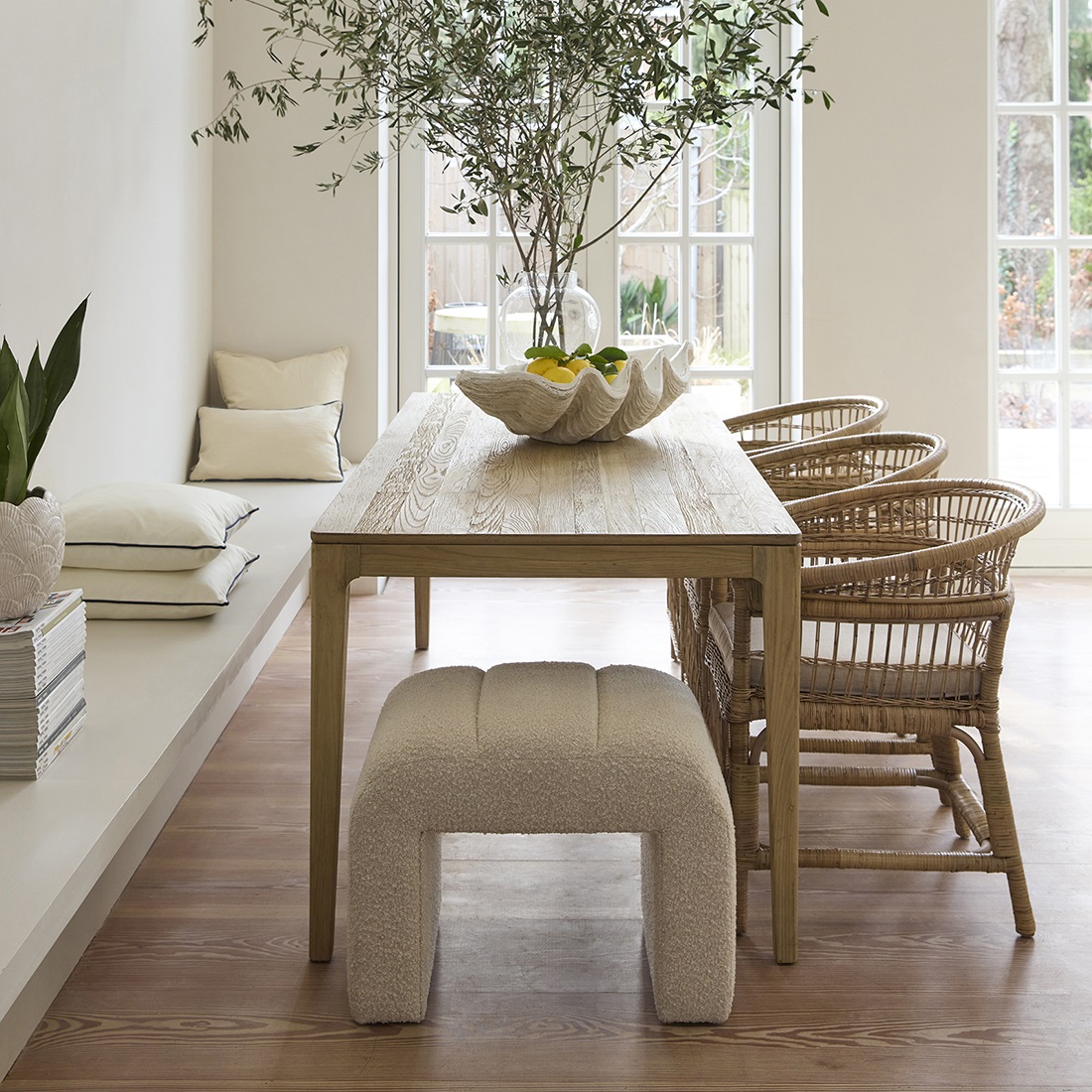 Spisebord Imola Dining Table 220x90 BESTILLINGSVARER Spisebord Imola Dining Table 220x90 BESTILLINGSVARER