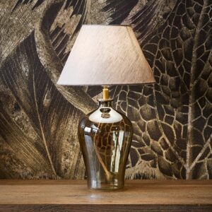 Anzio Table Lamp – elegant bordlampe i glas Inkl. Lampeskærm